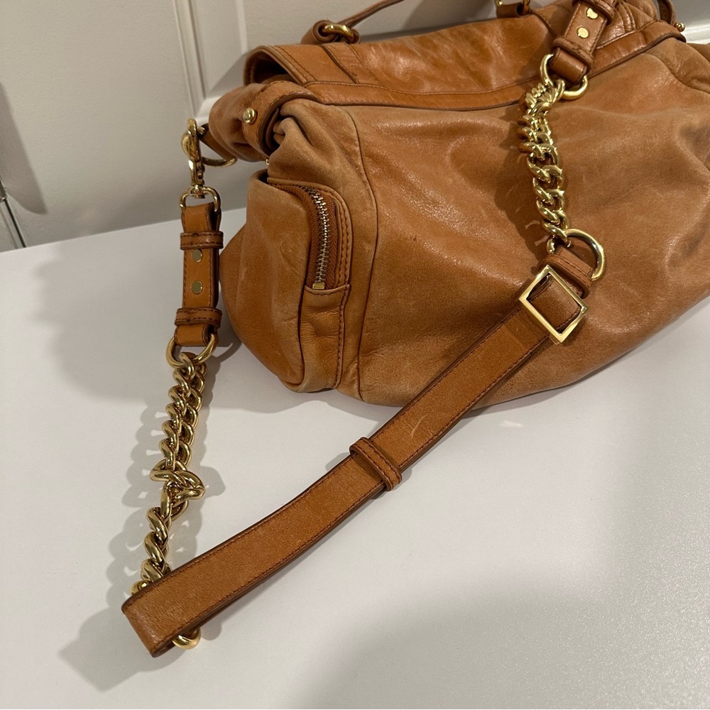 Badgley Mischka Janet Bag in Distressed Saddle Tan Leather with Dust Bag - Picture 12 of 16